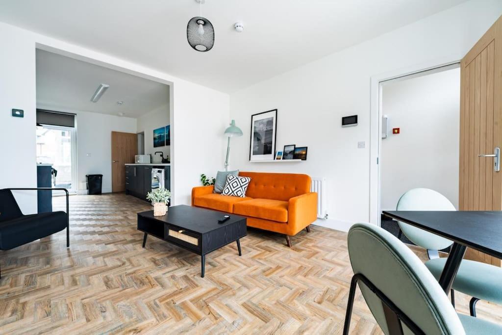 Isaacs View - Ground Floor Apartment คลีทอร์ปส์ ภายนอก รูปภาพ