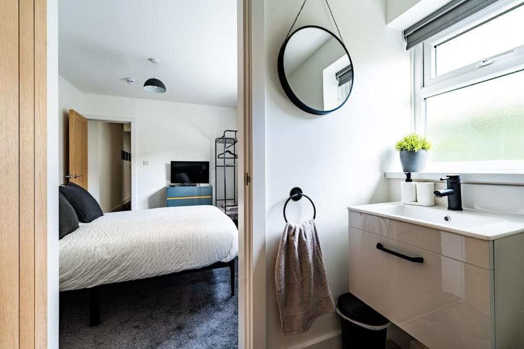 Isaacs View - Ground Floor Apartment คลีทอร์ปส์ ภายนอก รูปภาพ